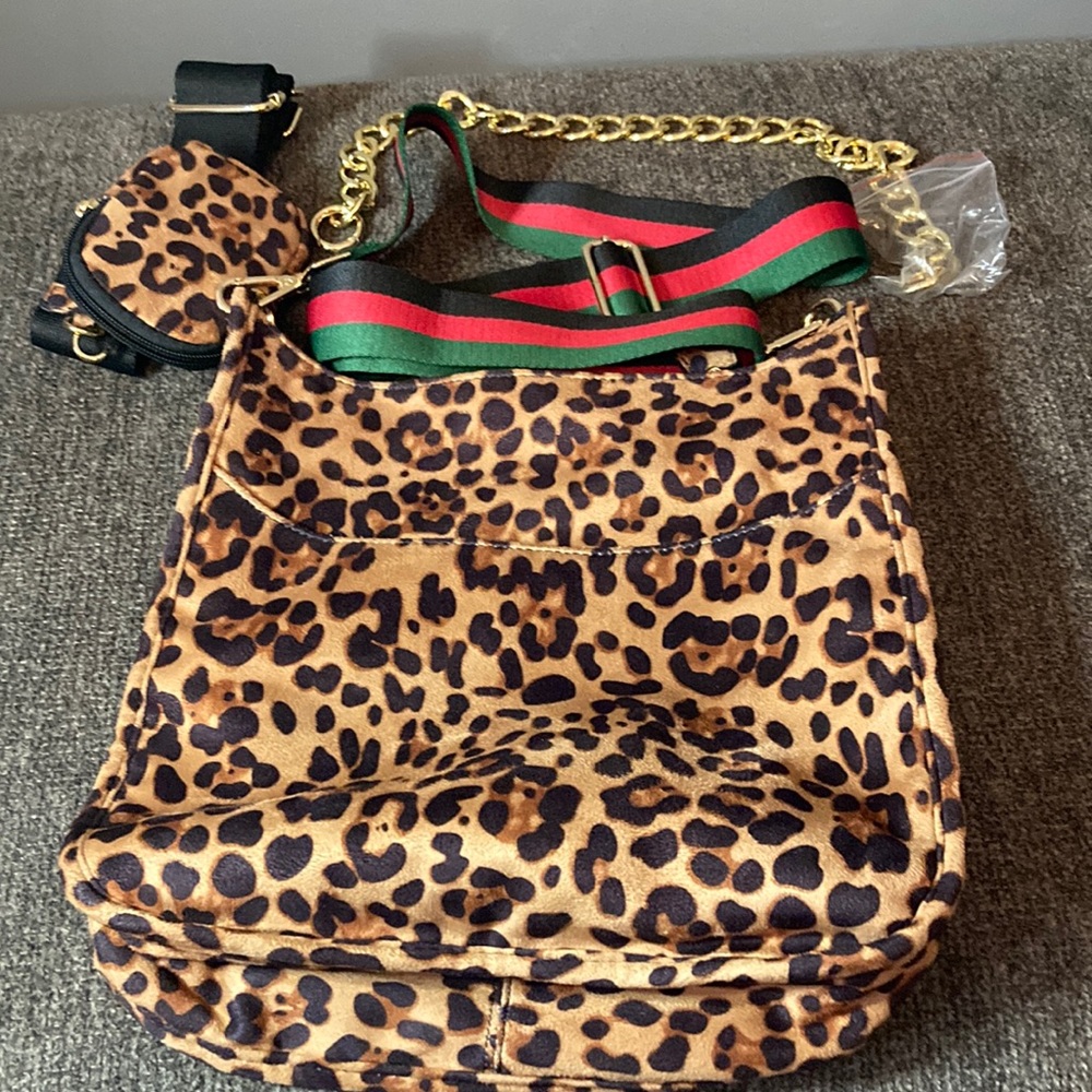 Ah Dorned leopard print handbag